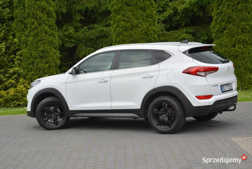 Hyundai Tucson Premium Skóry Ledy Navi Kamera asystent pasa ruchu Ostrów Mazowiecka sprzedam