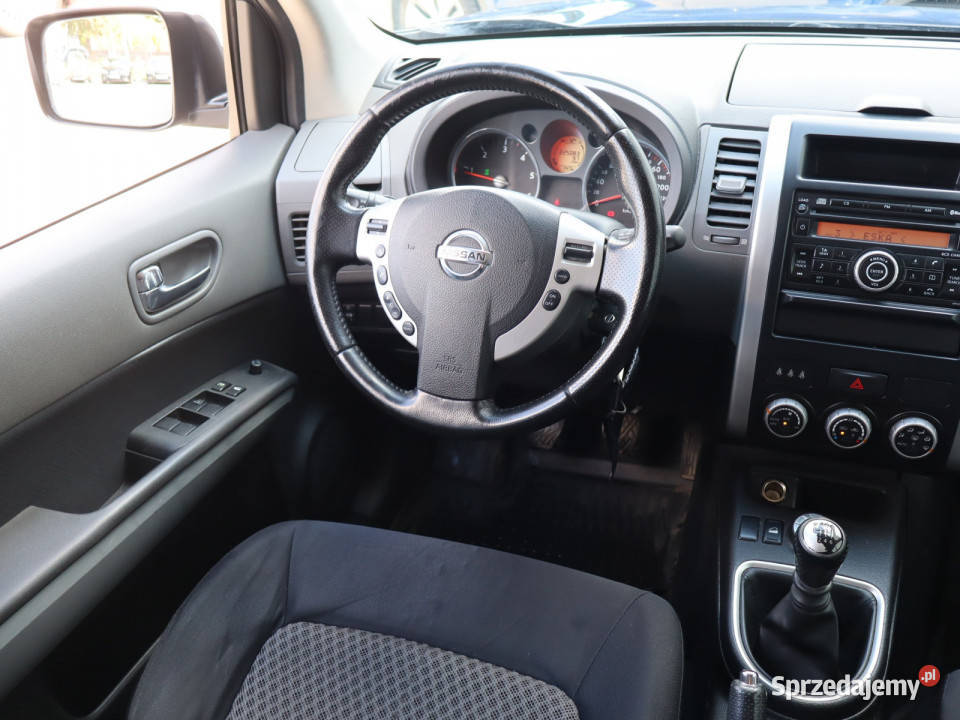 Nissan XTrail 20 dCi elektryczne szyby X-Trail Nissan Katowice