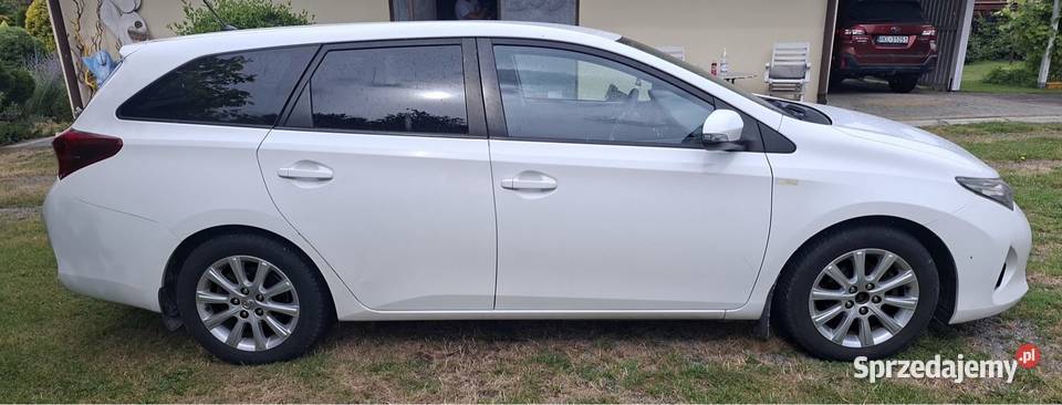 Toyota Auris 2013 13benzyna Samochody osobowe Nowa Dęba