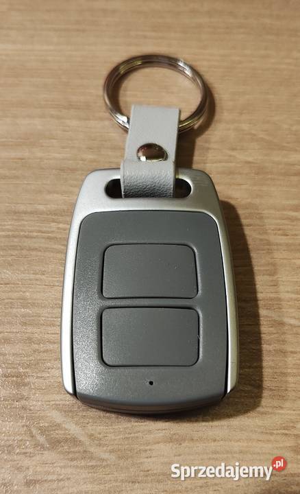2 piloty do bram marki Proxima nowe