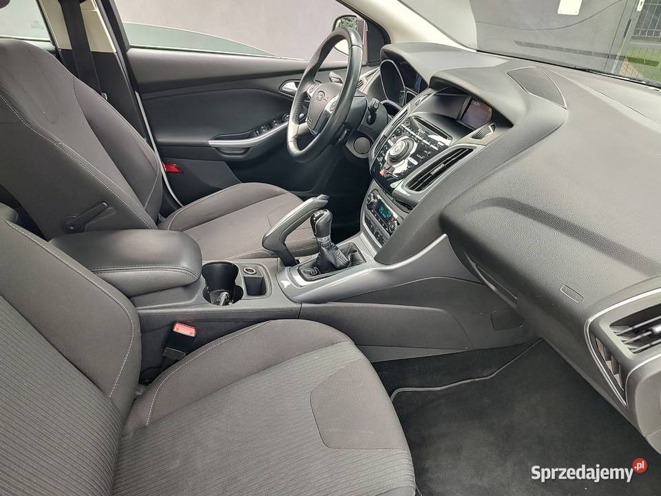 FORD FOCUS 16 BENZYNA Leszno