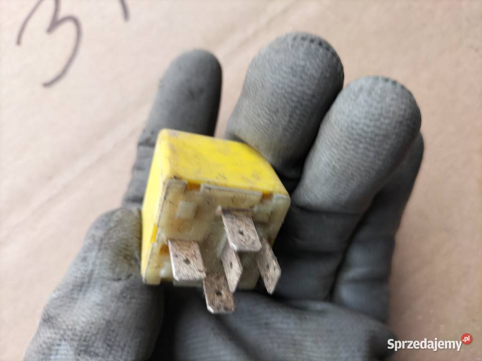 PRZEKAŹNIK 83652111