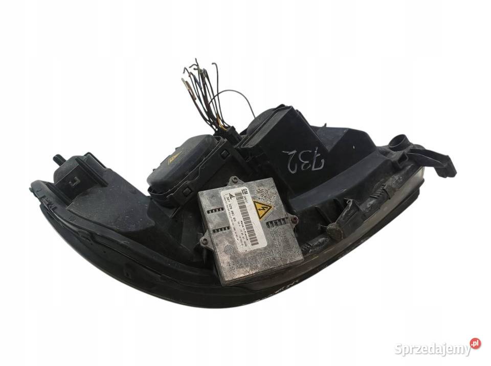 LAMPA PRZÓD LEWA XENON EUROPA 1307022332 Opel Rok produkcji 2003