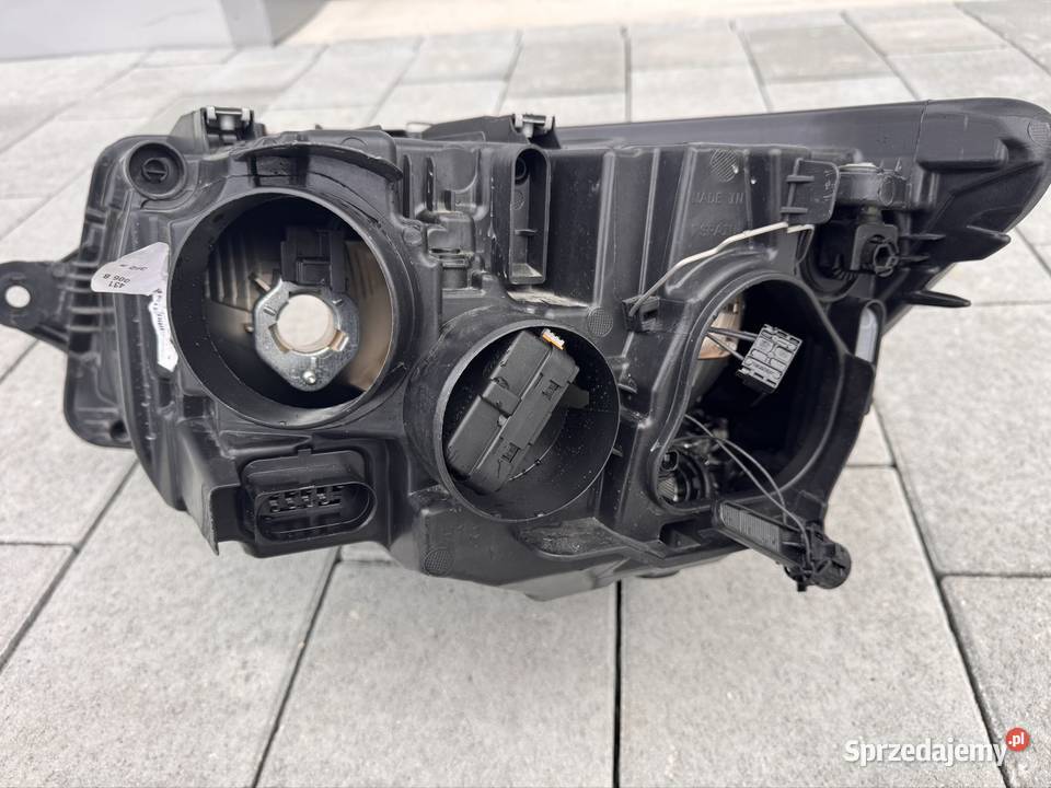 VW Transporter T61 Lampa prawa H7 oryginał Valeo 24000km lubelskie