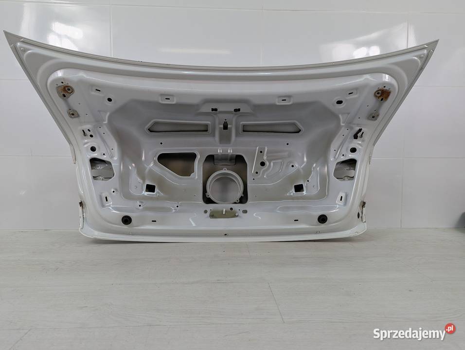 KLAPA POKRYWA BAGAŻNIKA SEDAN VOLKSWAGEN PASSAT