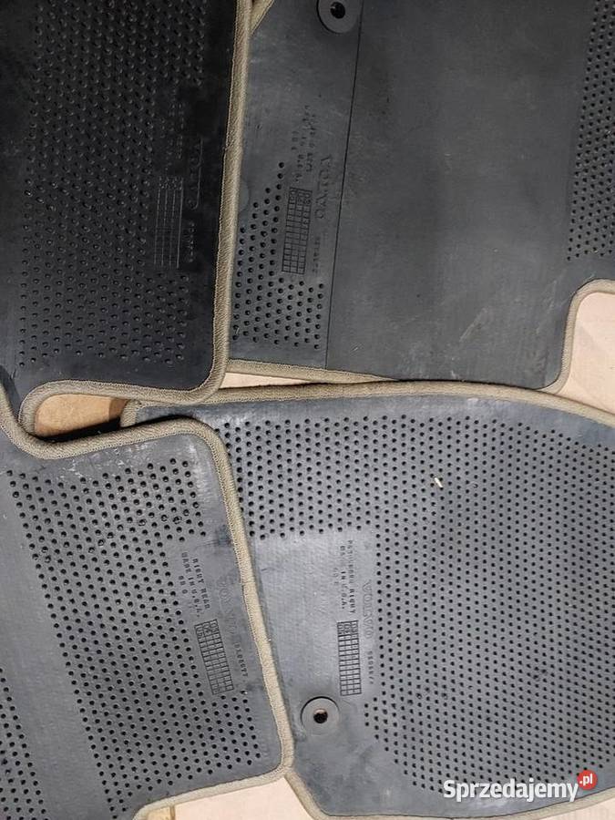 Dywaniki Welurowe V70 S60 XC70 S80 0007 sprzedam