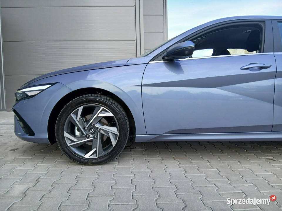 Hyundai Elantra 16 MPI 123 CVT WersjaExecutive kurtyny powietrzne Elantra Łódź sprzedam