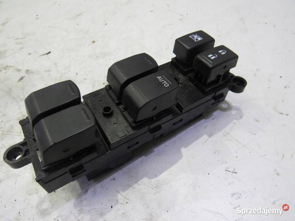 PANEL SZYB SUZUKI IGNIS III osobowe
