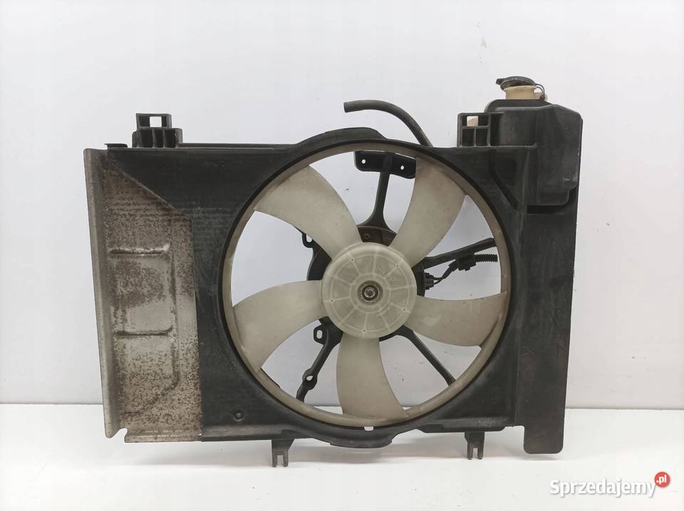 WENTYLATOR CHŁODNICY 13 B 1636328200 4227506443 Rok produkcji 2011