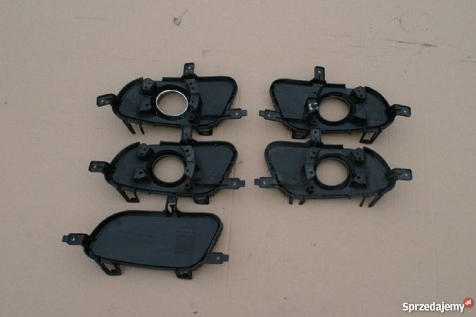 MERCEDES A KLASA W169 KRATKA ZDERZAKA LEWA PRAWA Bieleń