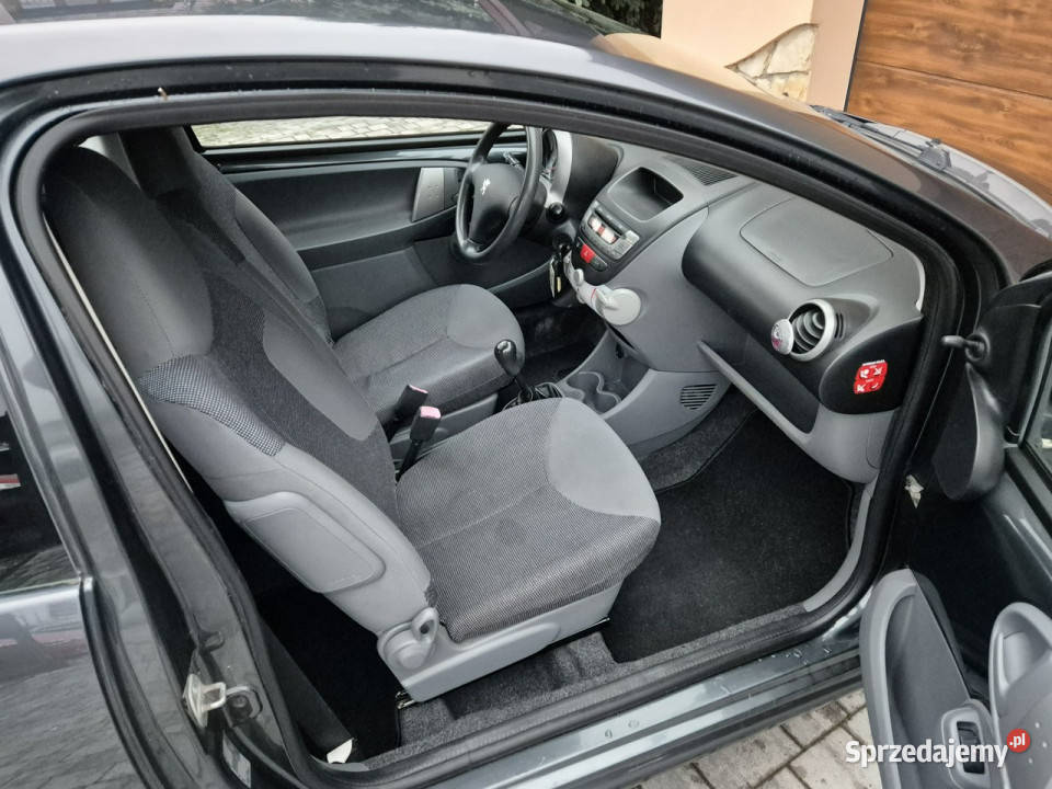 Peugeot 107 Wyjątkowo Zadbany Klimatyzacja Opony Radom sprzedam