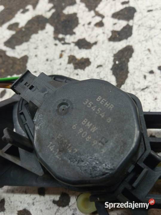 SILNICZEK NAGRZEWNICY KPL 5 6911826 Bmw Seria 7 osobowe