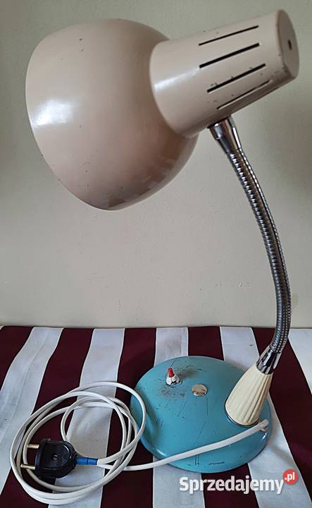 Lampa na biurko typ 1118 SZM 2 P T Wwa 2 z PRL wielkopolskie Ostrów Wielkopolski