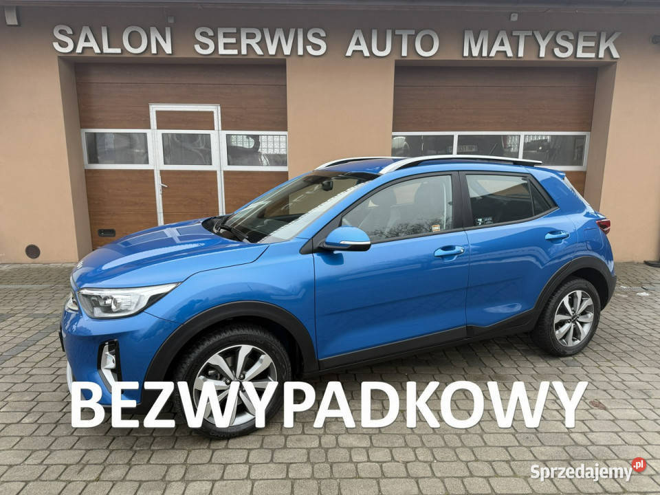 Kia Stonic Rej 022023 12 84 Klimatronik Kamera wielofunkcyjna kierownica Orzech