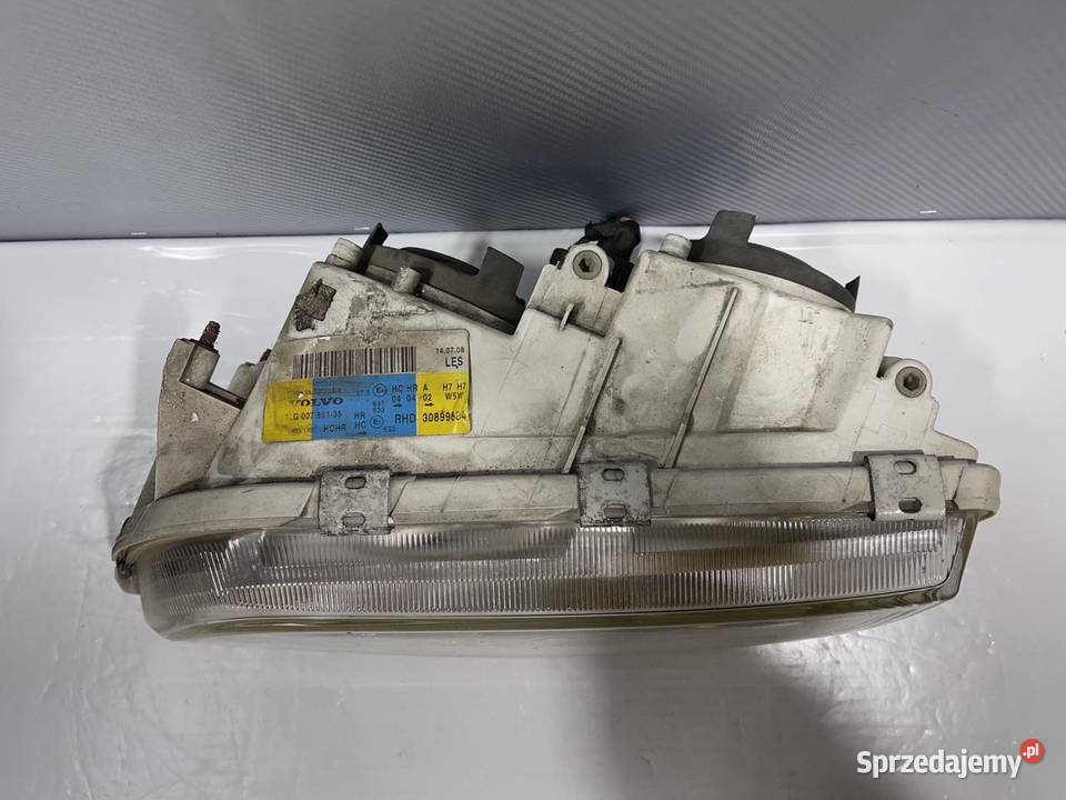 VOLVO V40 LIFT LEWA LAMPA PRZÓD Ostroróg