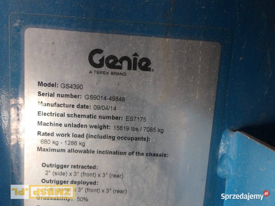 Podnośnik nożycowy spalinowy 4x4 Genie GS4390RT Rok produkcji 2014 Pleszew sprzedam