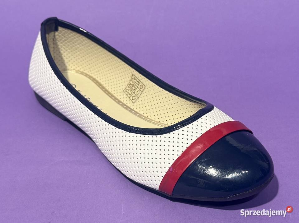 Białe baleriny z granatowym czubkiem rozmiar 37 mazowieckie Żyrardów
