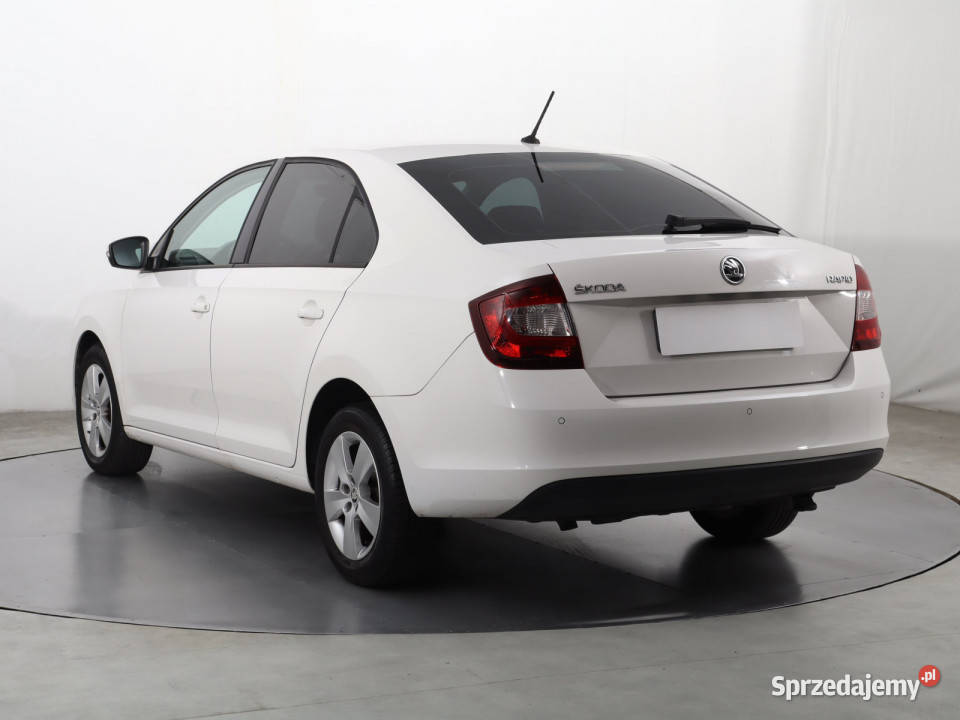 Skoda Rapid 10 TSI światła przeciwmgielne Katowice