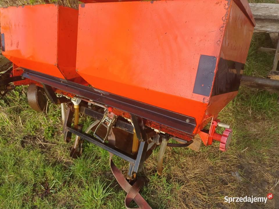 Podsiewacz dozownik nawozu 4 rzędowy Kraków sprzedam
