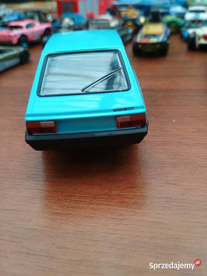Polonez 124 welly cyjanowy w stanie Wieliczka sprzedam