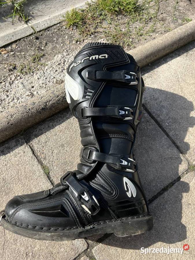Sprzedam buty cross 41 nowe Chęciny