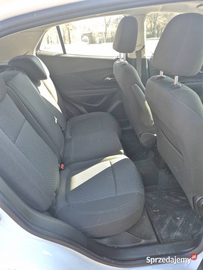 Super Stan Oryginalny Przebieg Bogate relingi dachowe sprzedam