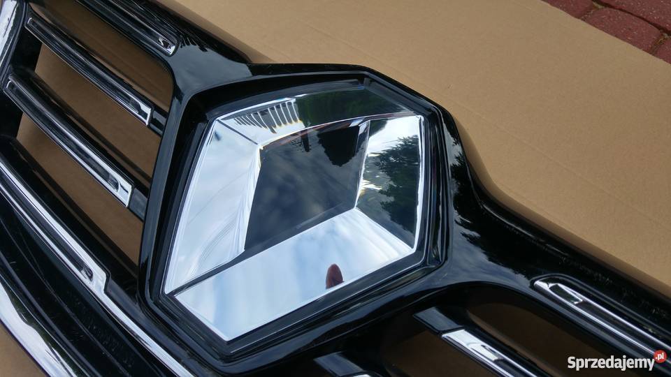 gril uszkodzony znaczek chromy Megane IV Łask sprzedam