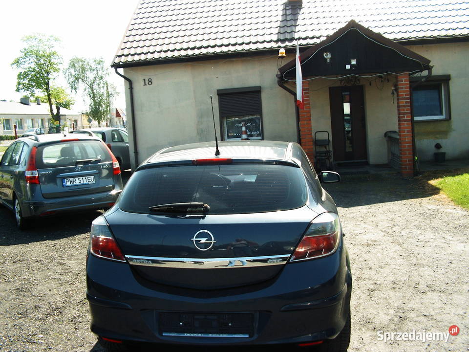 Opel Astra 14 GTC 2009 r Hatchback Września