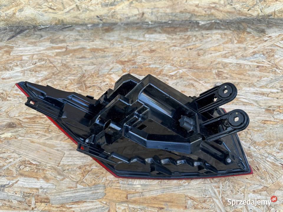 Lampa tył prawa rh skoda enyaq 5LA945208A wielkopolskie sprzedam