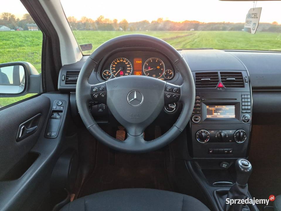 Mercedes a 160 blueefficiency 10r lift ASR (kontrola trakcji) Łódź