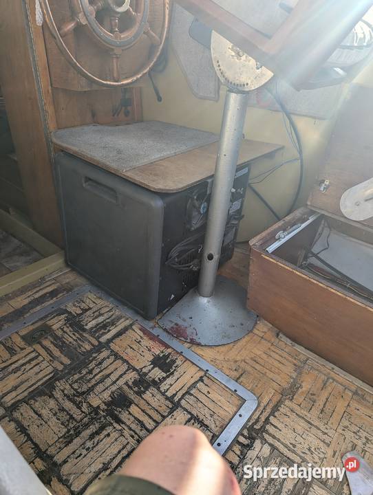 Łódź kabinowa TROMP640 LAWETA SUZUKI 30 Komplet