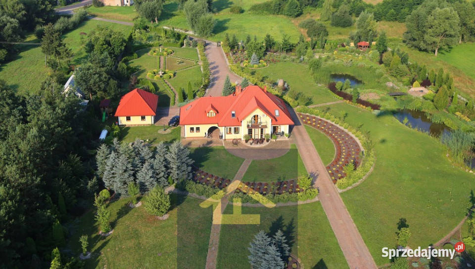 Willa w gminie Karczew mazowieckie Całowanie