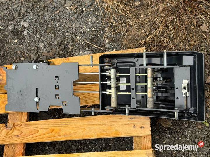 Rozdzielacz hydrauliczny trzy sekcyjny HYSTER