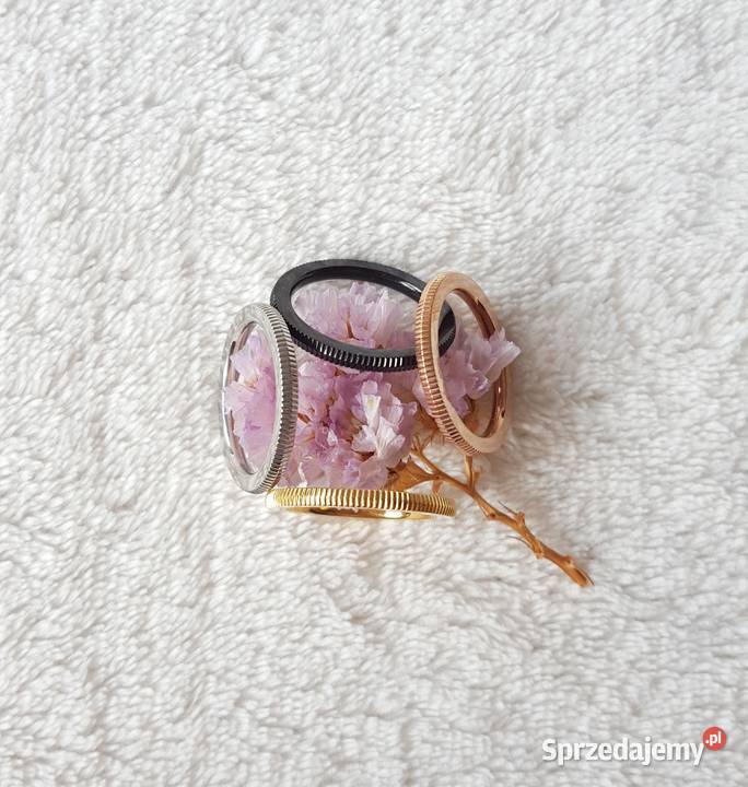 Zestaw komplet nowych pierścionków 4 pierścionki Szczecin