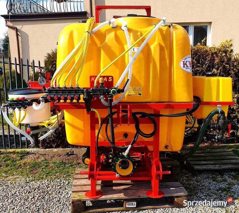 OPRYSKIWACZ POLOWY ZAWIESZANY 1200L 15M KWAS