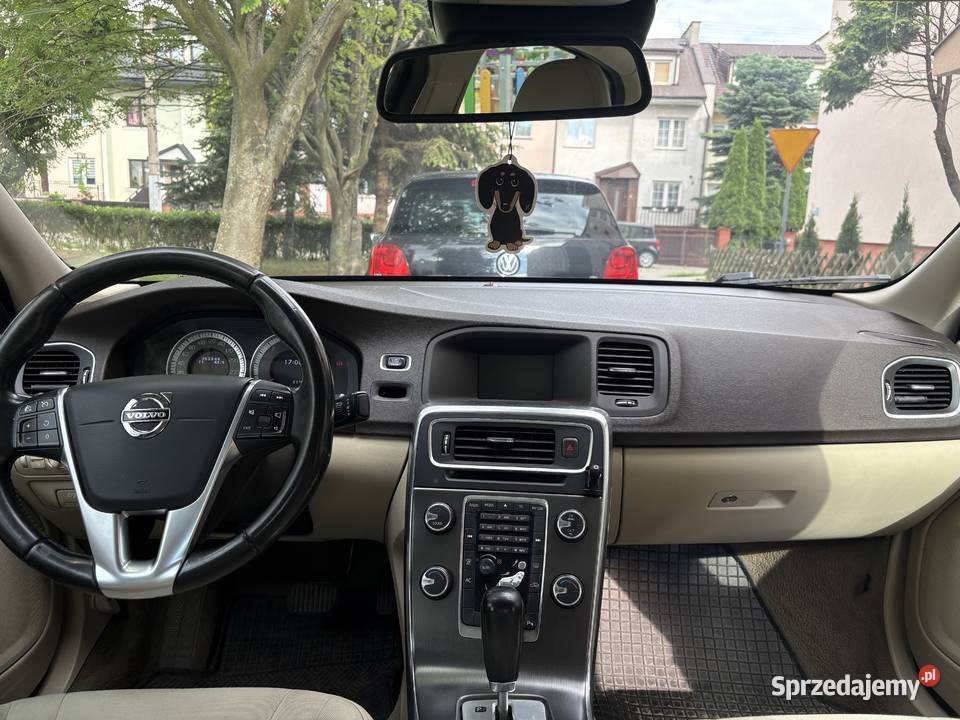 Volvo S60 24D5 2011r 2400cm3 Płock