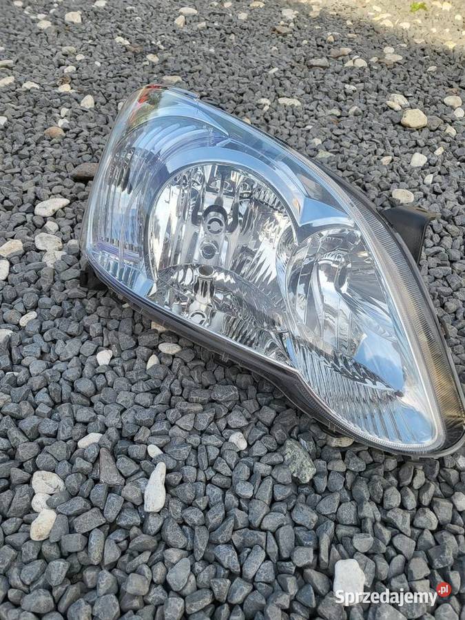 Sprzedam lampę prawą do toyota Corolla Zdzieszowice