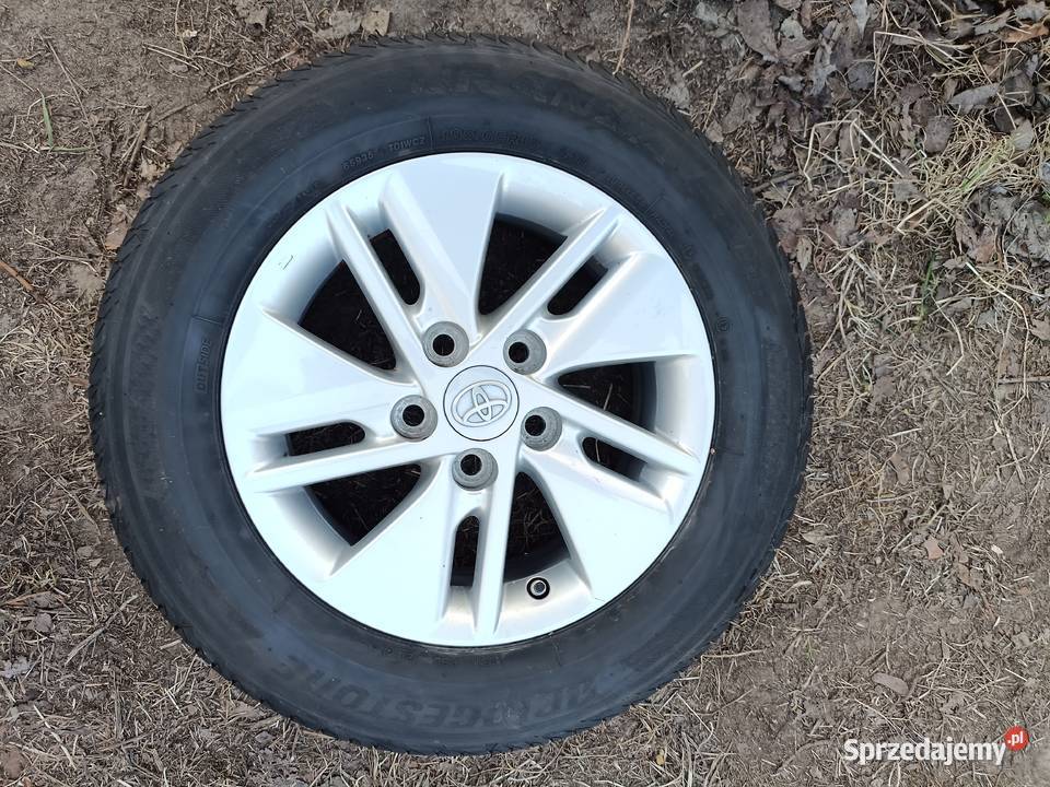 Koła letnie Toyota 5x1143 R15 opony letnie 19565 Ostrołęka