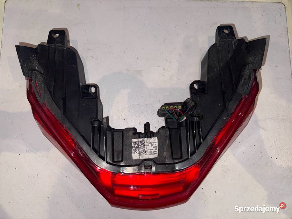Lampa tył Aprilia Sr 125 GT wielkopolskie Ostrów Wielkopolski sprzedam