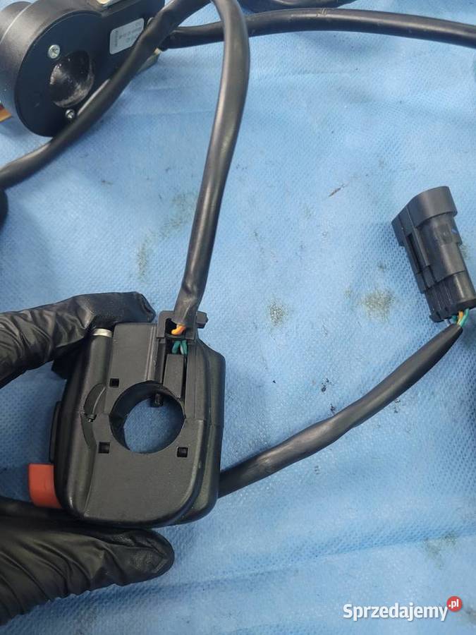 Aprilia TUONO V4 1100 2016 przełączniki Nowy Tomyśl
