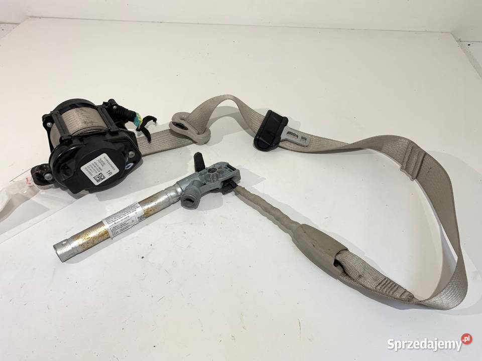 PAS BEZPIECZEŃSTWA PRAWY PRZÓD CHRYSLER PACIFICA