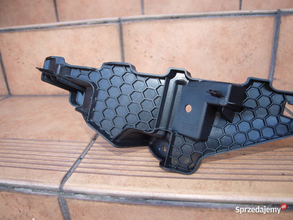 NIO EL7 ślizg listwa mocowanie lampy lewy przód Kalisz