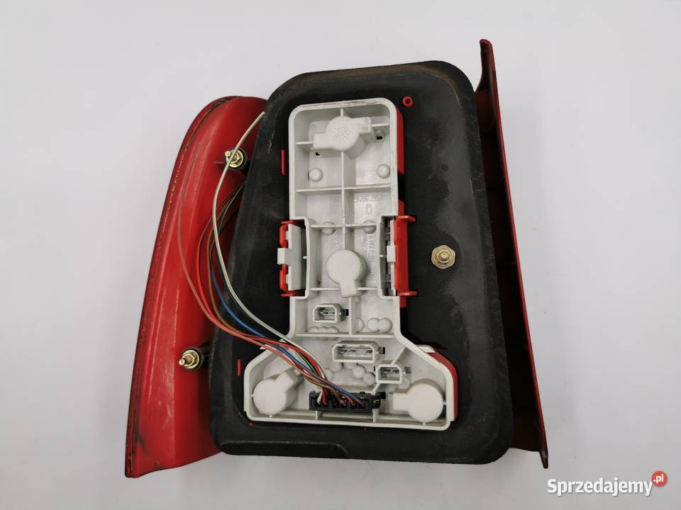 Lampa Prawy Tył Tylna Prawa VW Passat B5 Sedan mazowieckie