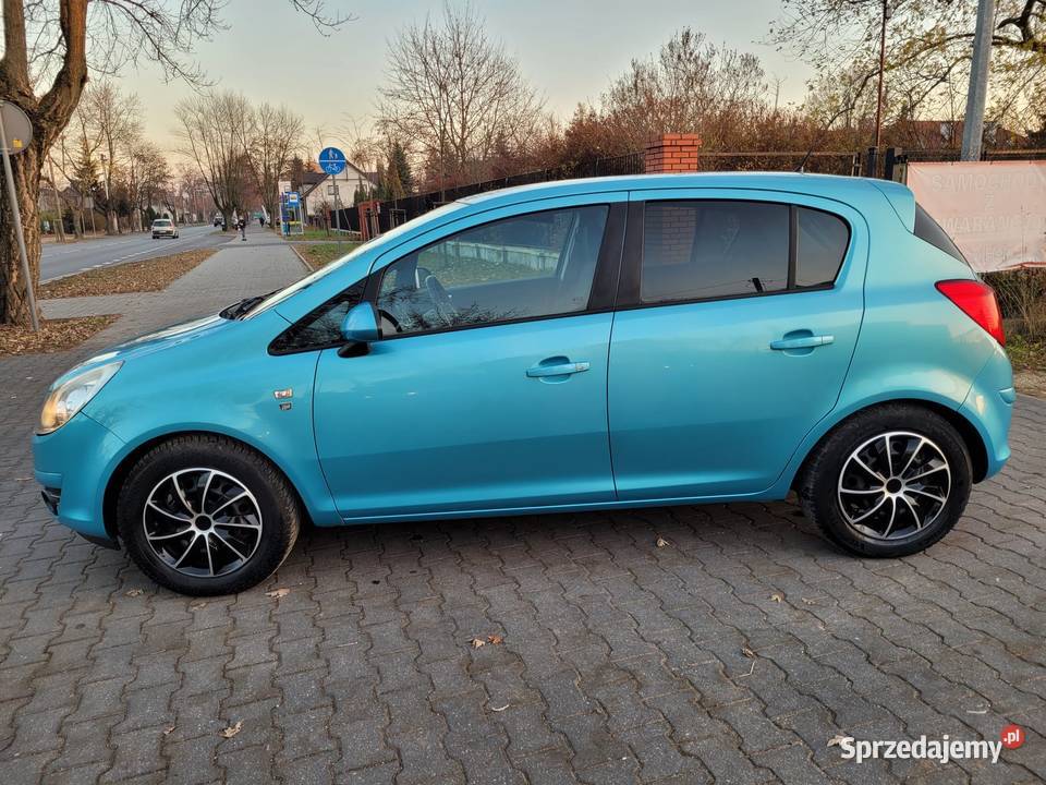 Opel Corsa D 14 benzyna 90 2010r IGŁA Tomaszów Mazowiecki