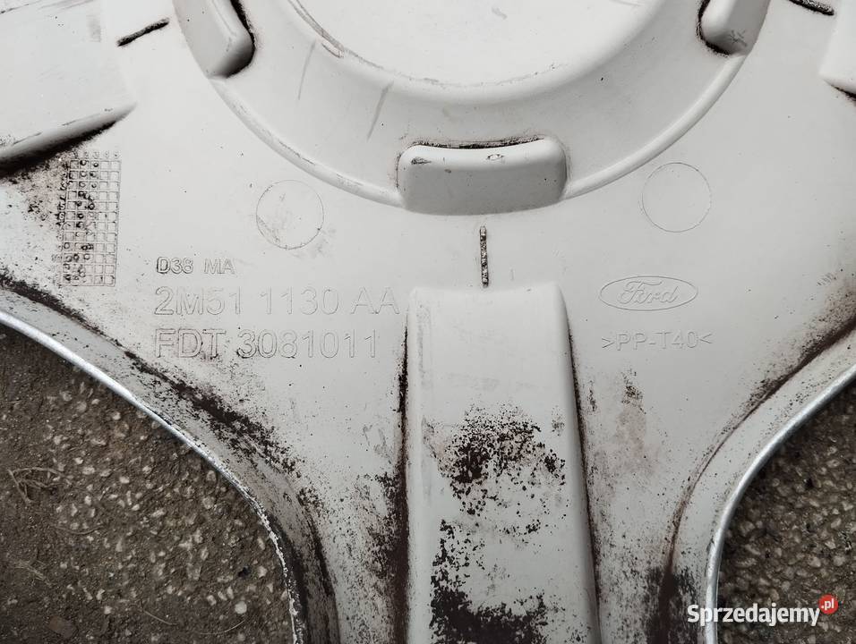 Kołpak Ford 14 Focus Fiesta 2M511130AA sztukę Kołpaki Kamieniec
