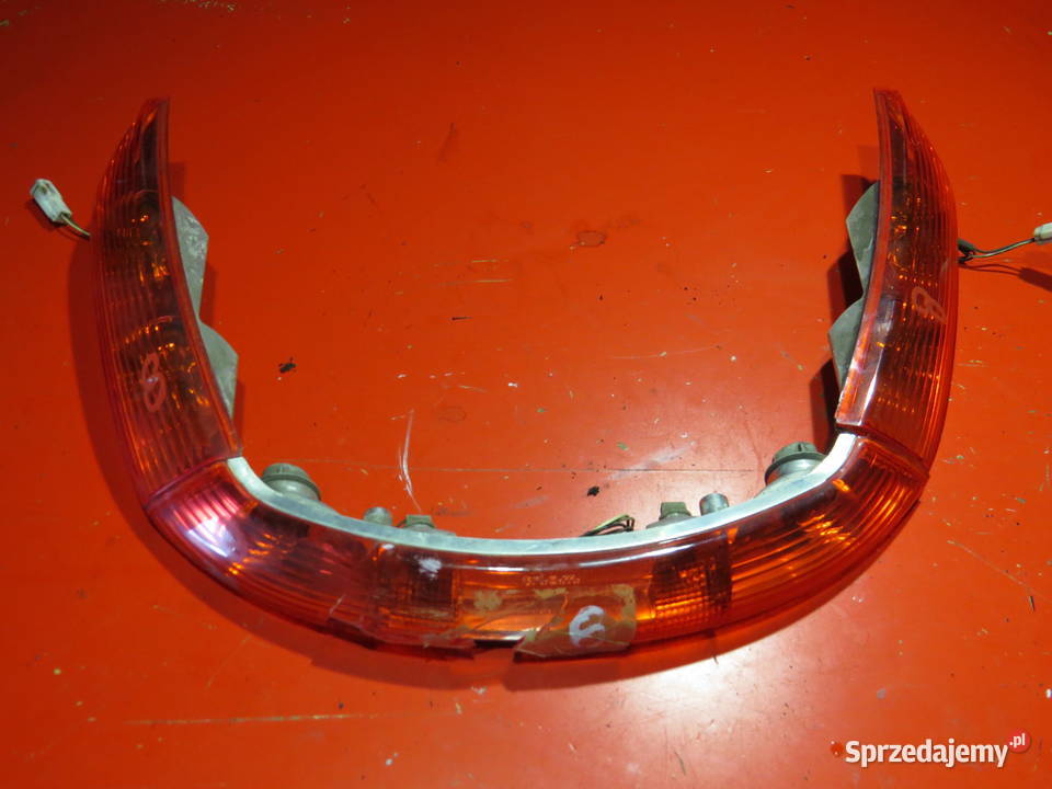 PIAGGIO X8 125 200 250 lampa tył tylna światło Warszawa