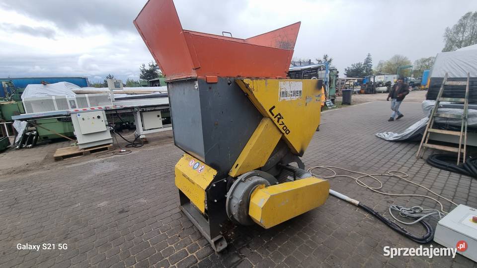 RĘBAK ROZDRABNIACZ UNTHA LR700 22kW Karsin sprzedam