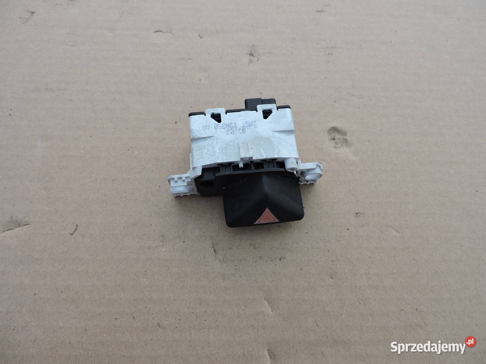 Włącznik świateł awaryjnych Ford Focus mk1 18 Wyposażenie wnętrza