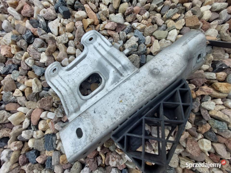 BMW F21 miejsce zgniotu prawe przednie części blacharskie Chocianów