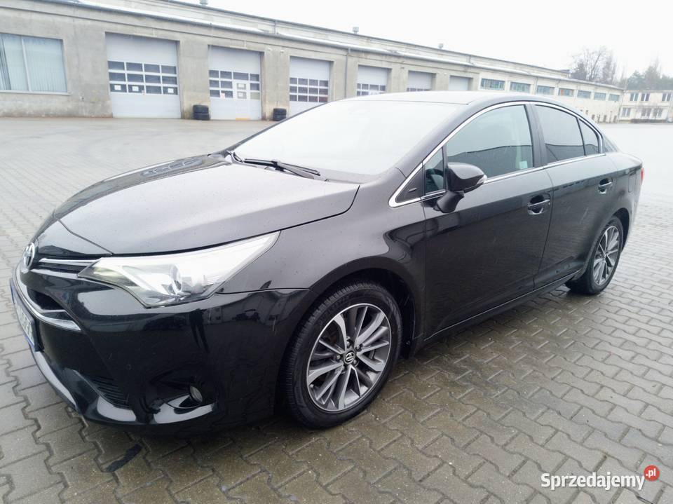 Toyota Avensis model 2017 sprzedam